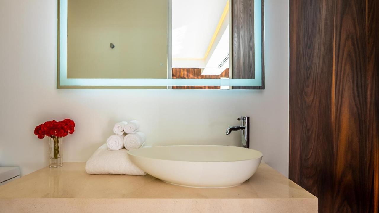 Pier 57 - 208 Best 2 Bedroom Condo In Romantic Zone 푸에르토 발라타 외부 사진